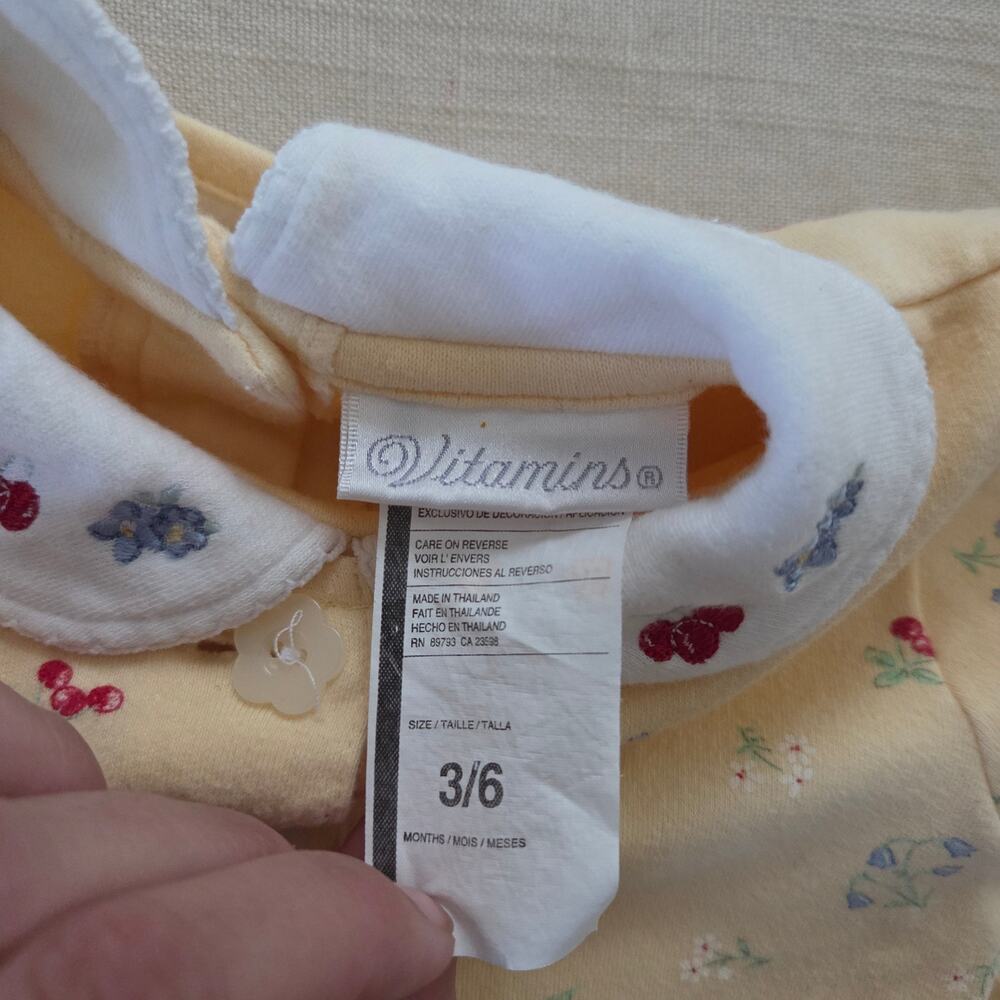 Vintage 2-Piece Cherry Floral Cotton Set 3-6 months - Picture 3 of 4